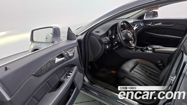 Mercedes-Benz CLS-Class 2016 — photo 10