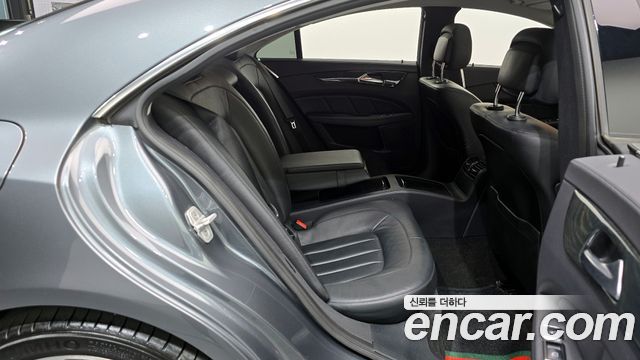 Mercedes-Benz CLS-Class 2016 — photo 12