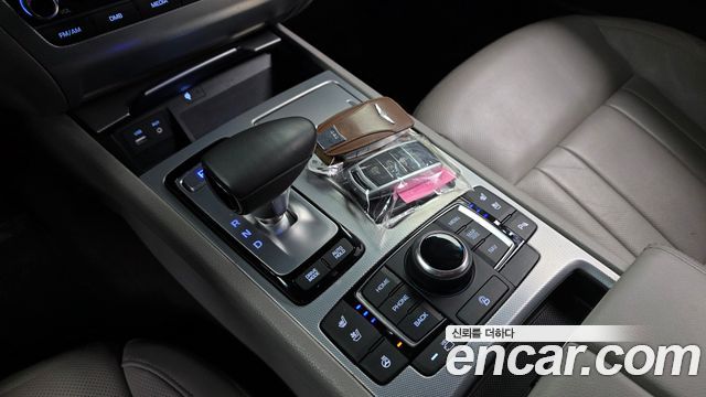Genesis G80 2017 — photo 9