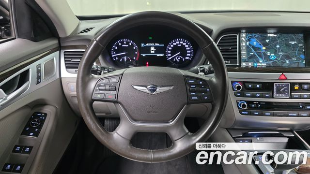 Genesis G80 2017 — photo 13