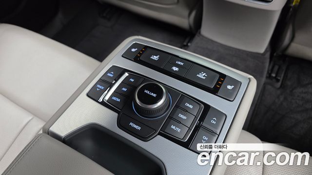 Genesis G80 2017 — photo 19