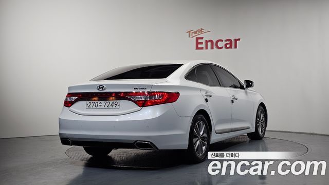 Hyundai Grandeur 2016 — photo 2