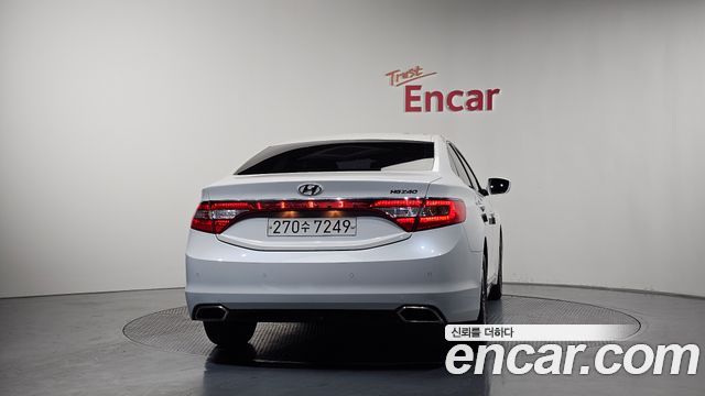 Hyundai Grandeur 2016 — photo 4
