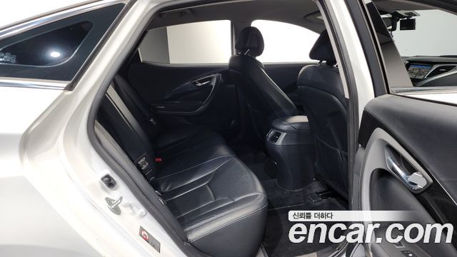 Hyundai Grandeur 2016 — photo 12