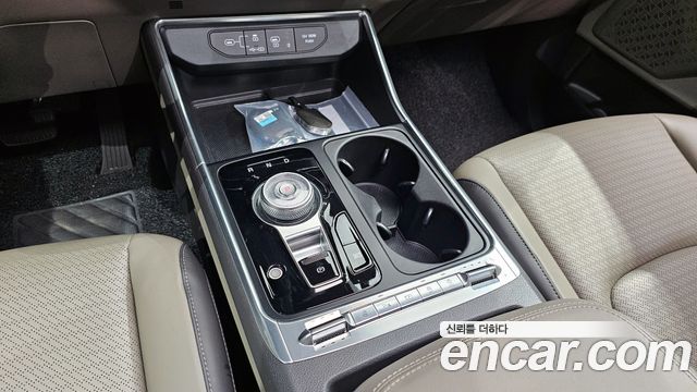Kia Canival 2025 — photo 9