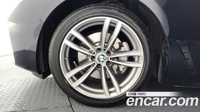 BMW Gran Turismo 2020 — photo 5