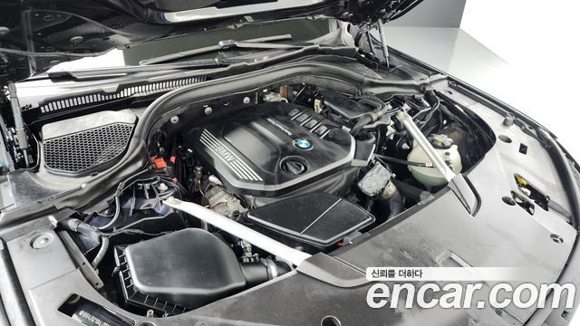 BMW Gran Turismo 2020 — photo 6