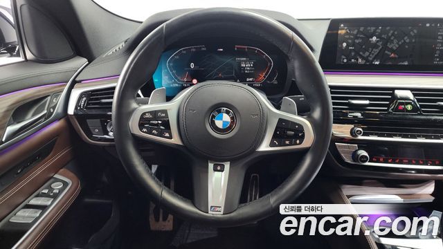 BMW Gran Turismo 2020 — photo 13