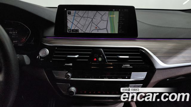 BMW Gran Turismo 2020 — photo 14