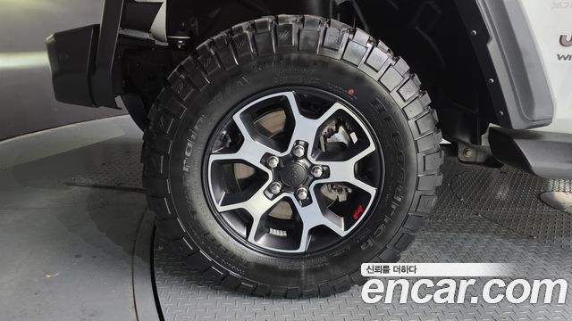 Jeep Wrangler 2022 — photo 5