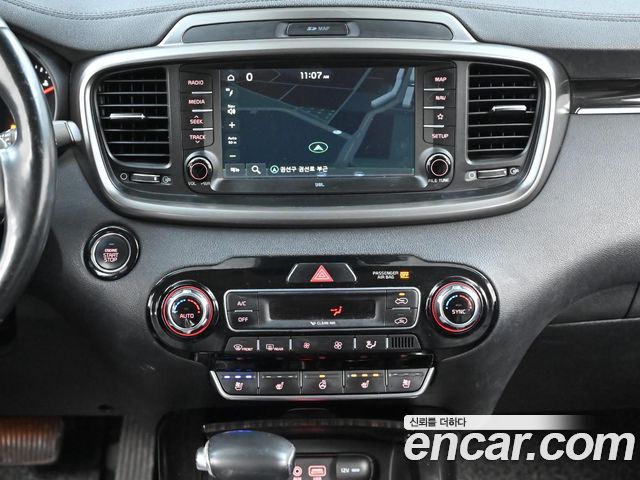 Kia Sorento 2018 — photo 14