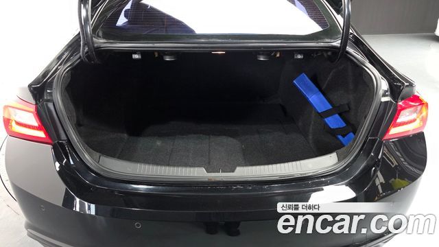 Chevrolet Korea Malibu 2017 — photo 20