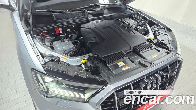 Audi Q7 2021 — photo 6