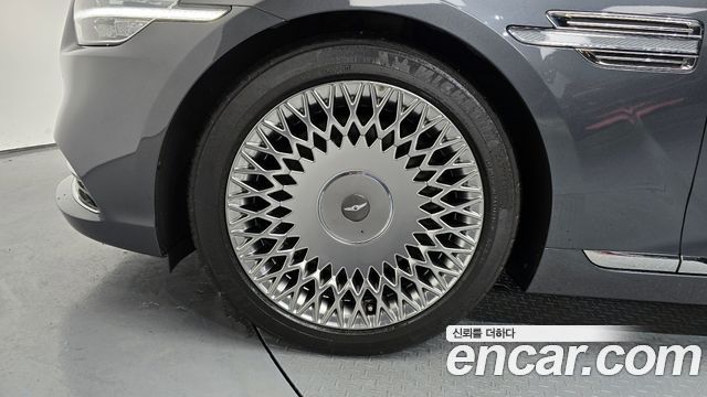 Genesis G90 2019 — photo 5