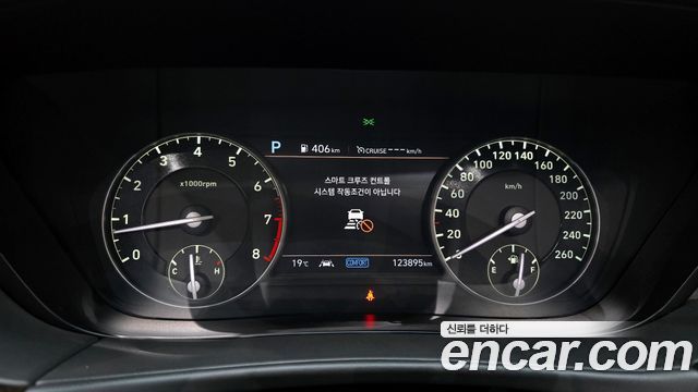 Genesis G90 2019 — photo 11
