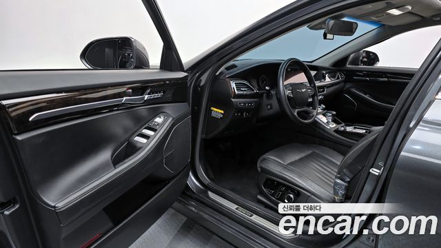 Genesis G90 2019 — photo 13