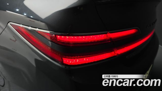 Genesis G90 2019 — photo 9
