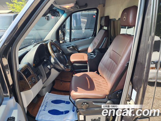 Mercedes-Benz Sprinter 2017 — photo 10