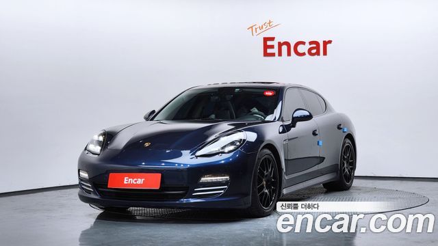 Porsche Panamera 2013 — photo 1