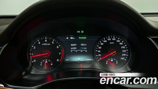 Kia K7 2017 — photo 8
