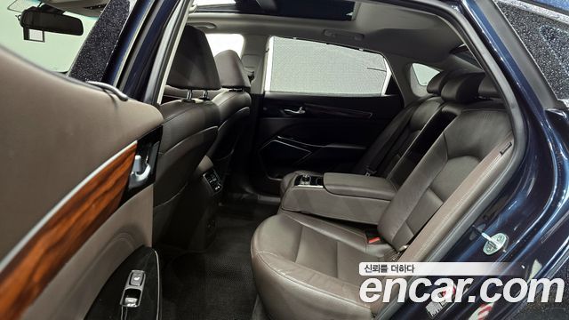 Kia K7 2017 — photo 12