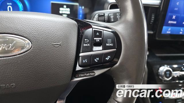 Ford Explorer 2022 — photo 16