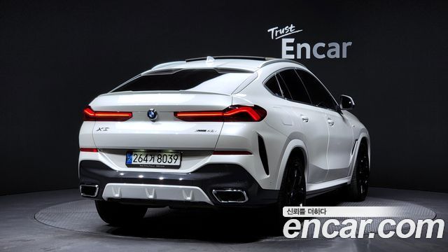 BMW X6 2022 — photo 2