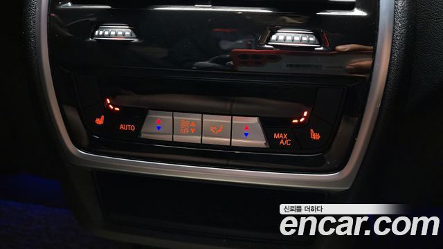 BMW X6 2022 — photo 16