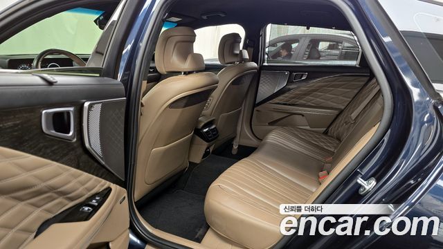 Kia K8 2022 — photo 11