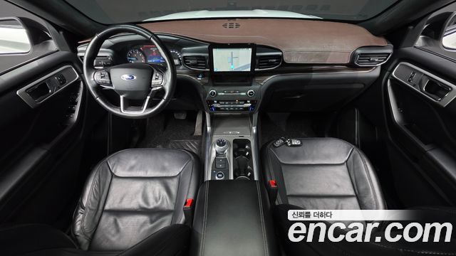 Ford Explorer 2020 — photo 10
