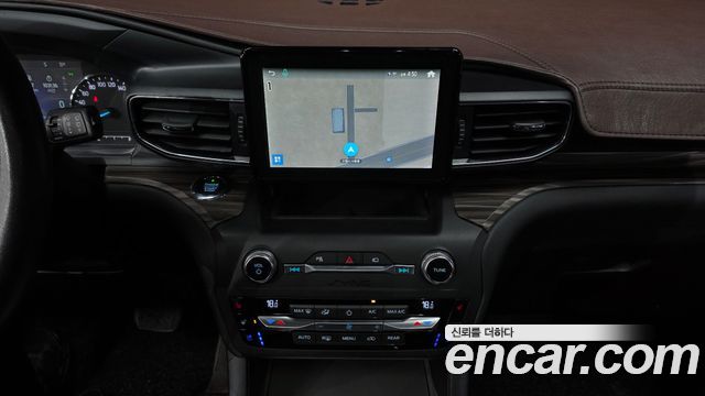 Ford Explorer 2020 — photo 20