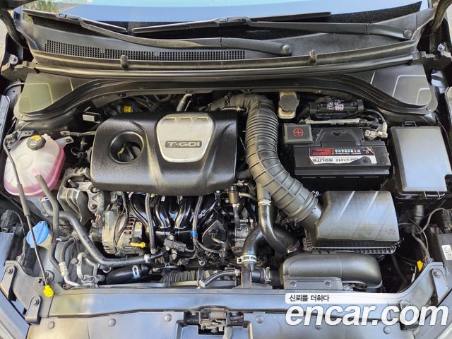 Hyundai AVANTE 2018 — photo 20