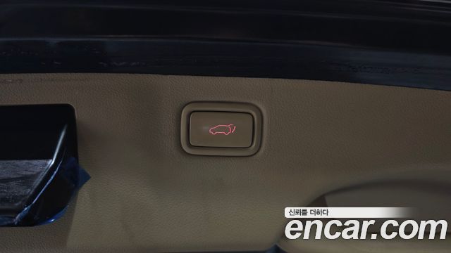 Kia Canival 2016 — photo 28