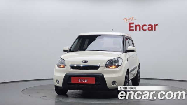 Kia Soul 2010 — photo 3