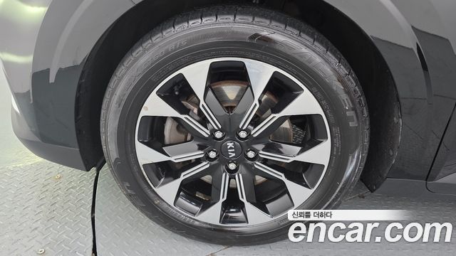 Kia Canival 2021 — photo 5