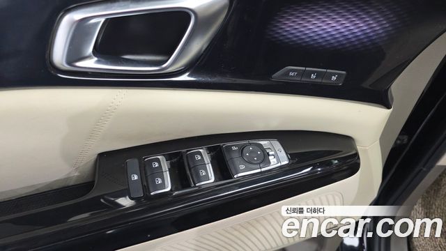 Kia Canival 2021 — photo 20