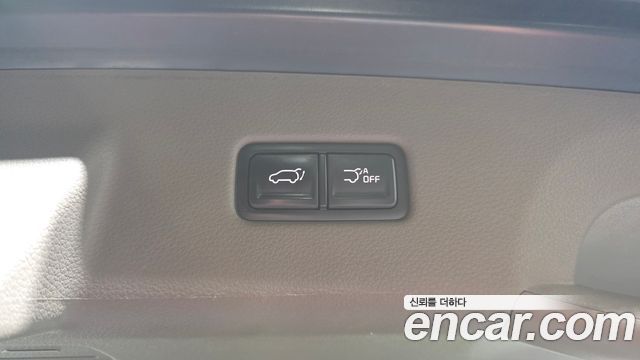 Kia Canival 2021 — photo 24