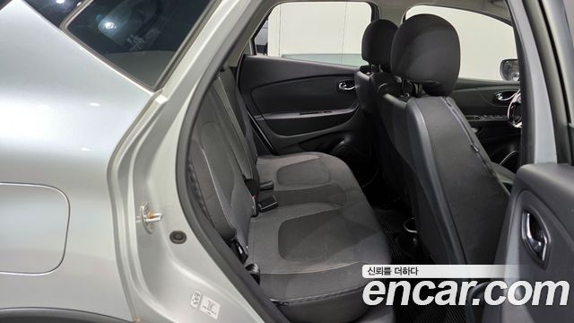 Renault Korea QM3 2015 — photo 11