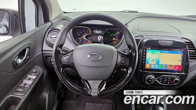 Renault Korea QM3 2015 — photo 13
