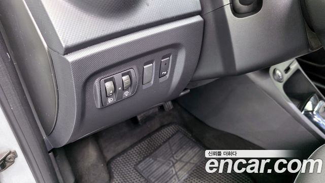 Renault Korea QM3 2015 — photo 16