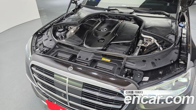 Mercedes-Benz S-Class 2021 — photo 6