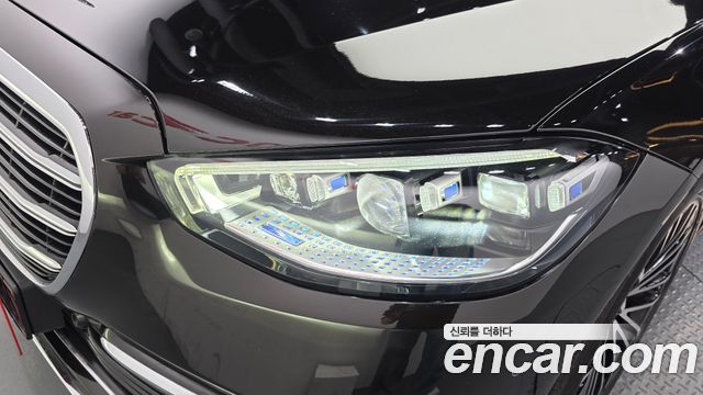 Mercedes-Benz S-Class 2021 — photo 8