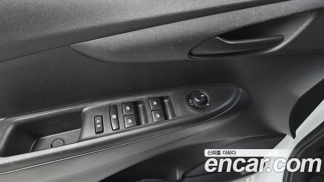 Chevrolet Korea Spark 2017 — photo 28