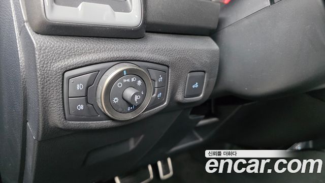 Ford Ranger 2022 — photo 25