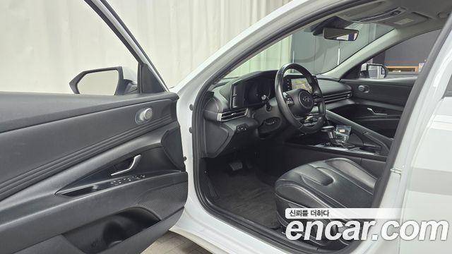 Hyundai AVANTE 2021 — photo 10
