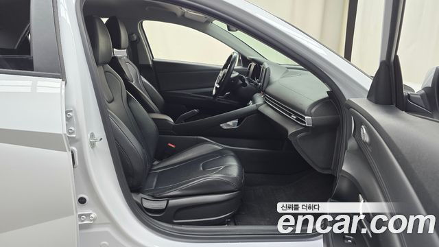 Hyundai AVANTE 2021 — photo 11