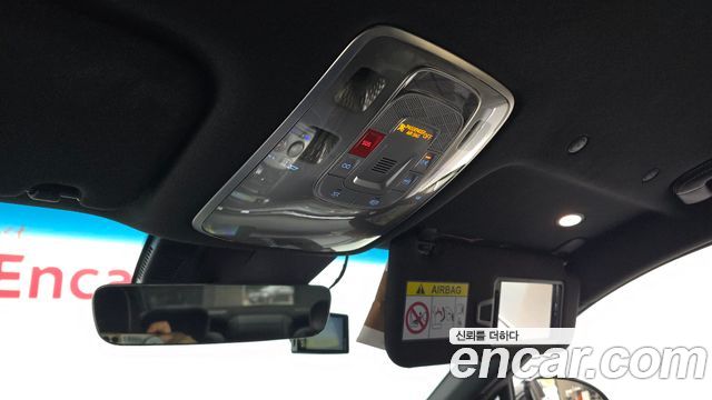 Genesis G90 2023 — photo 25