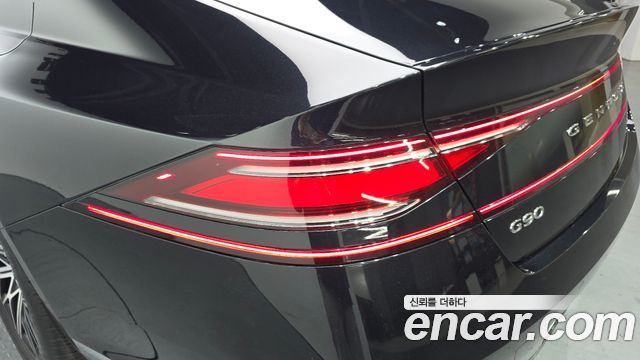 Genesis G90 2023 — photo 9