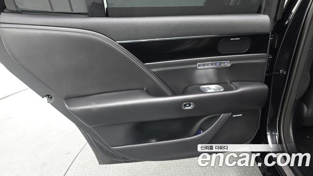 Genesis G90 2023 — photo 15