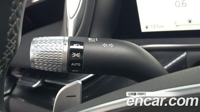 Genesis G90 2023 — photo 29